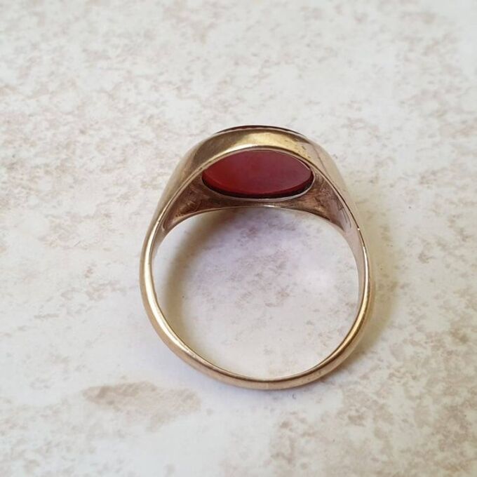 Carnelian Signet Ring in 9ct Gold