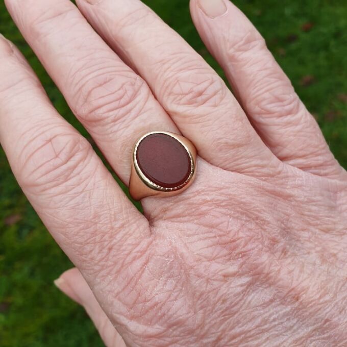Carnelian Signet Ring in 9ct Gold