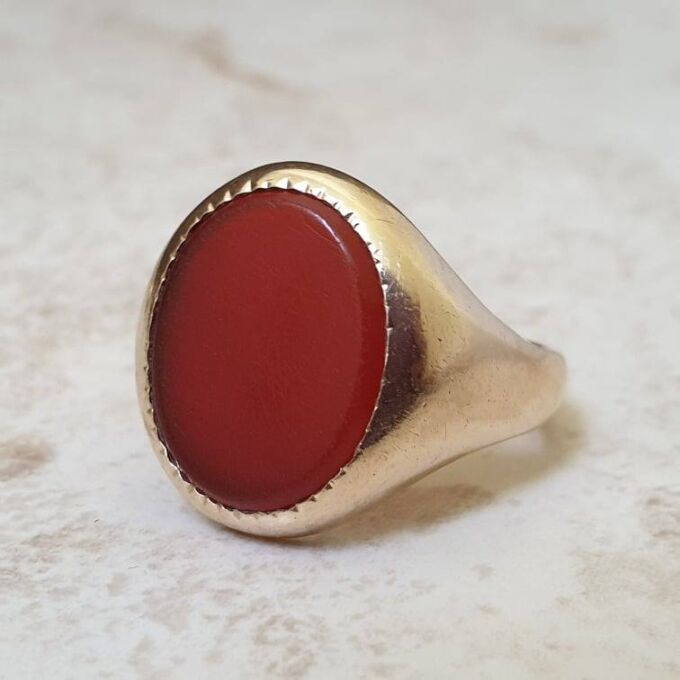 Carnelian Signet Ring in 9ct Gold