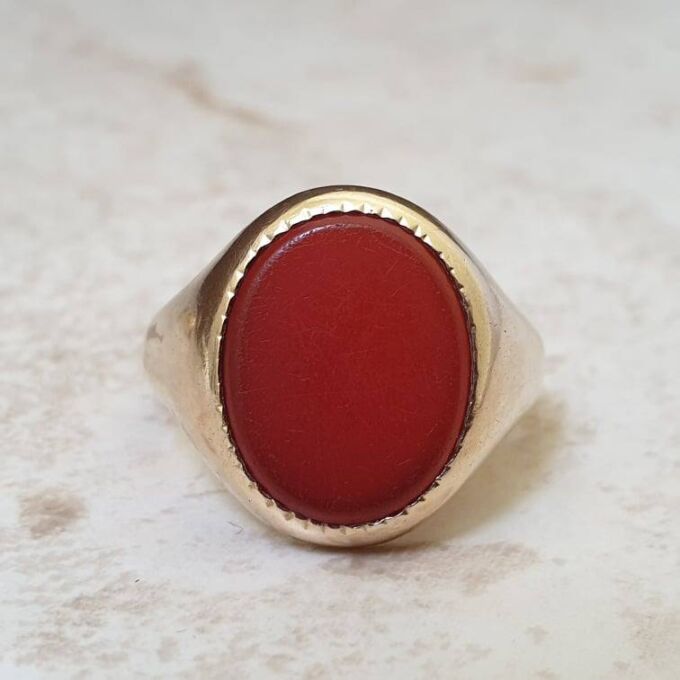 Carnelian Signet Ring in 9ct Gold