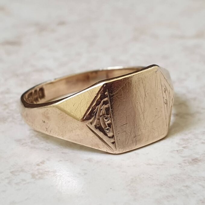 Square Signet Ring in 9ct Gold