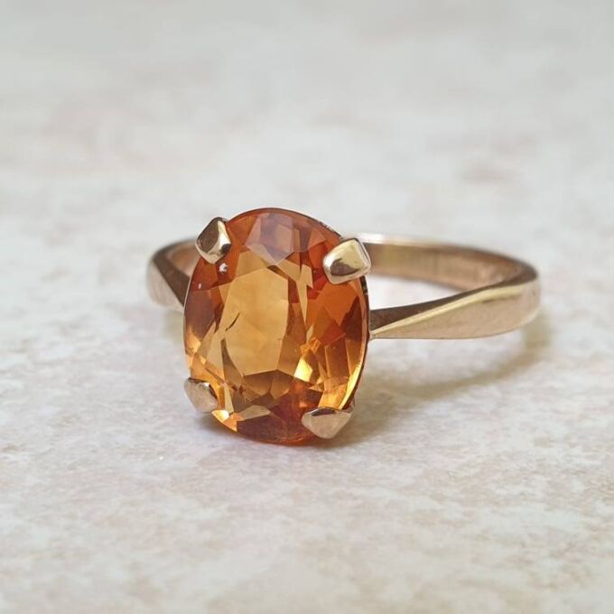 Citrine Solitaire Ring in 9ct Gold