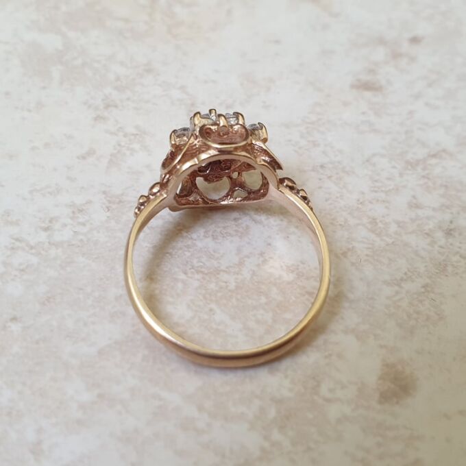 Spinel Cluster Ring in 9ct Gold