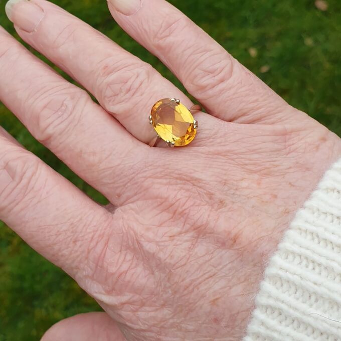 Oval Citrine Solitaire Ring in 9ct Gold