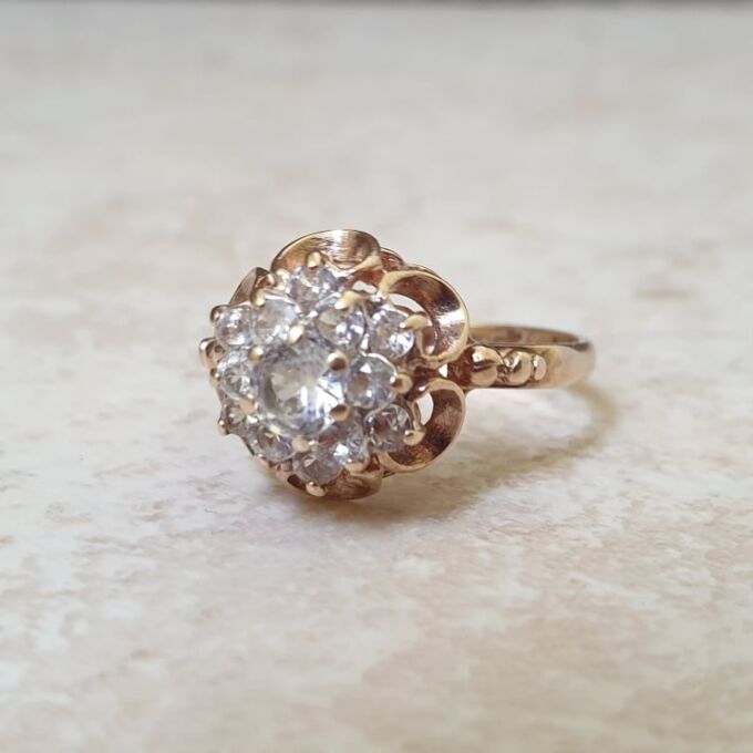 Spinel Cluster Ring in 9ct Gold