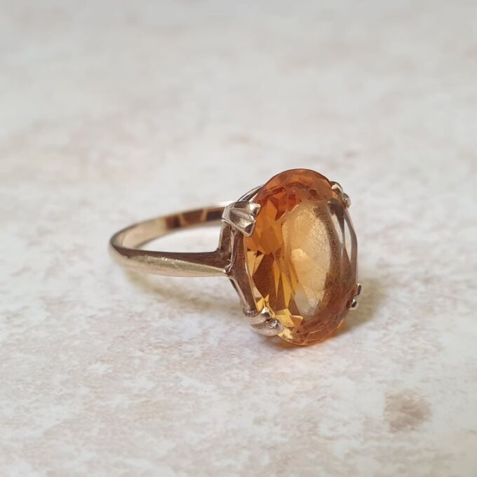 Oval Citrine Solitaire Ring in 9ct Gold