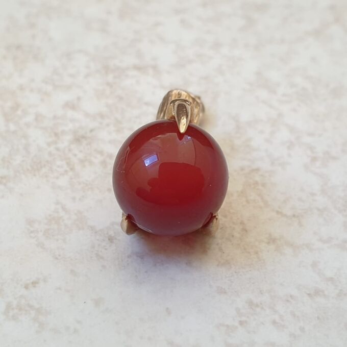 Carnelian Ball and Claw Pendant Fob in 9ct Gold