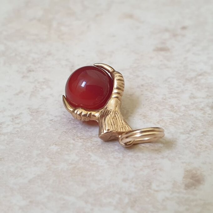 Carnelian Ball and Claw Pendant Fob in 9ct Gold