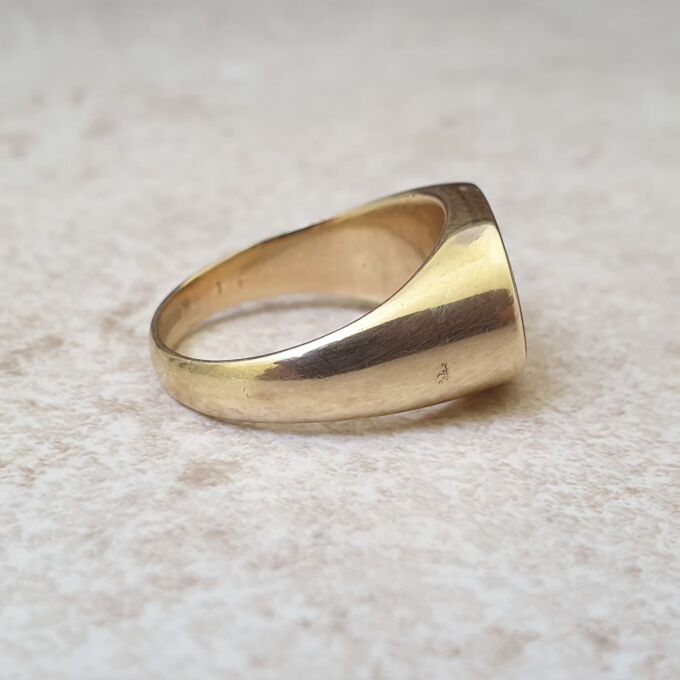 Coral and Diamond Signet Ring in 14ct Gold