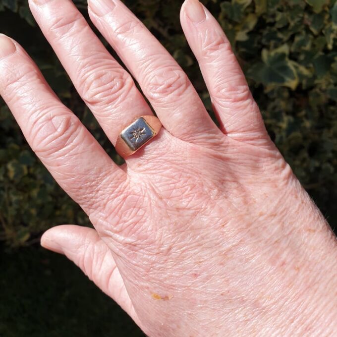 Star Set Diamond Signet Ring in 9ct Gold