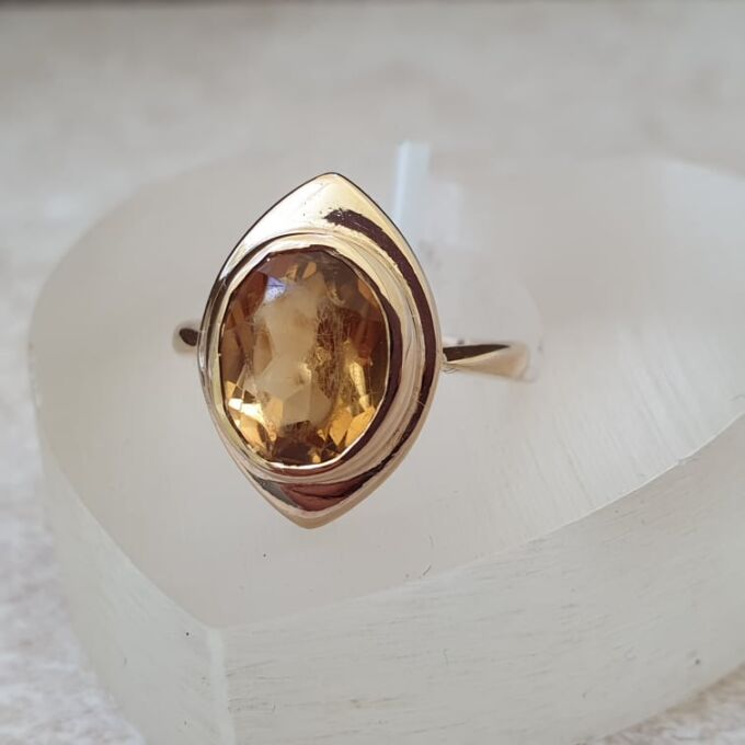 Citrine Solitaire Ring in 9ct Gold