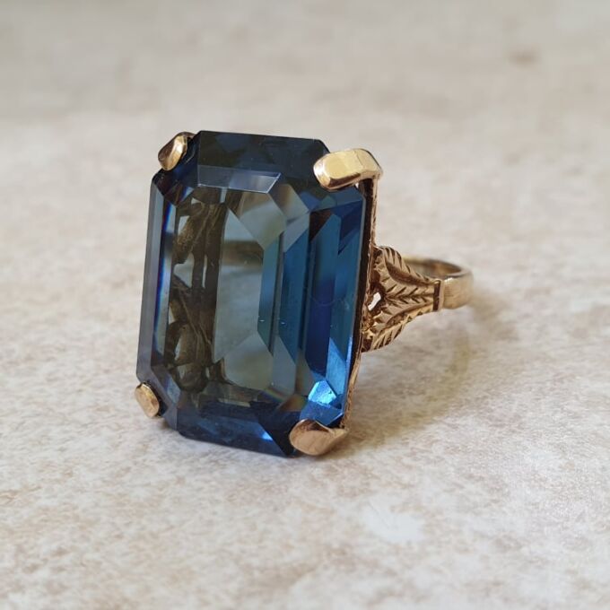 Huge Blue Solitaire Dress Ring in 9ct Gold