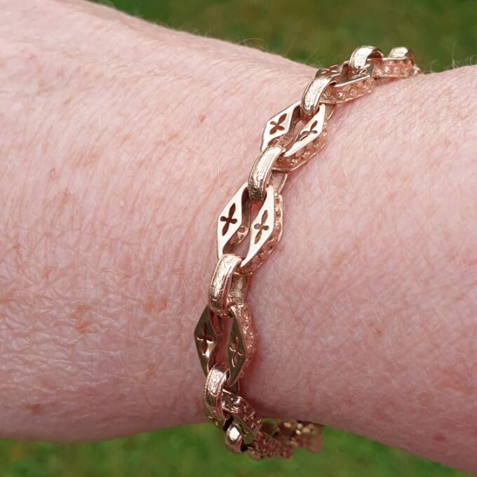 Fancy T Bar Bracelet in 9ct Rose Gold