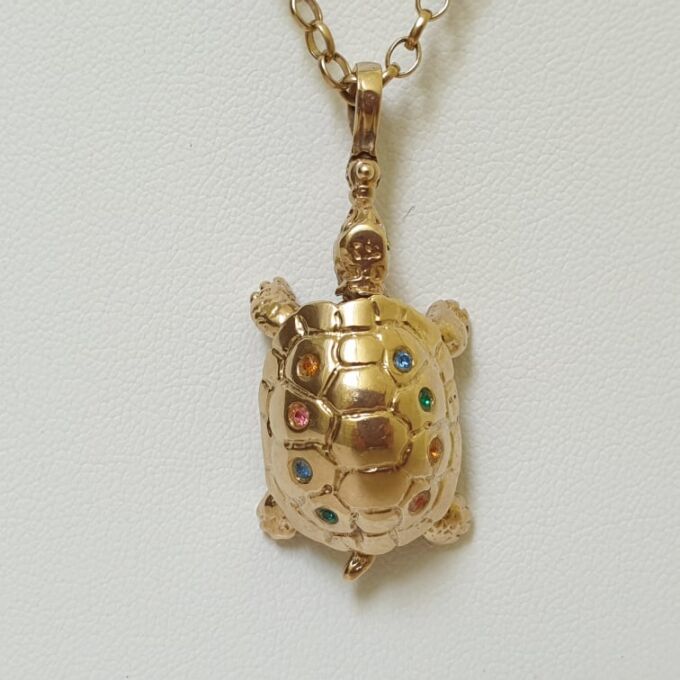 Cute Tortoise Pendant in 9ct Gold