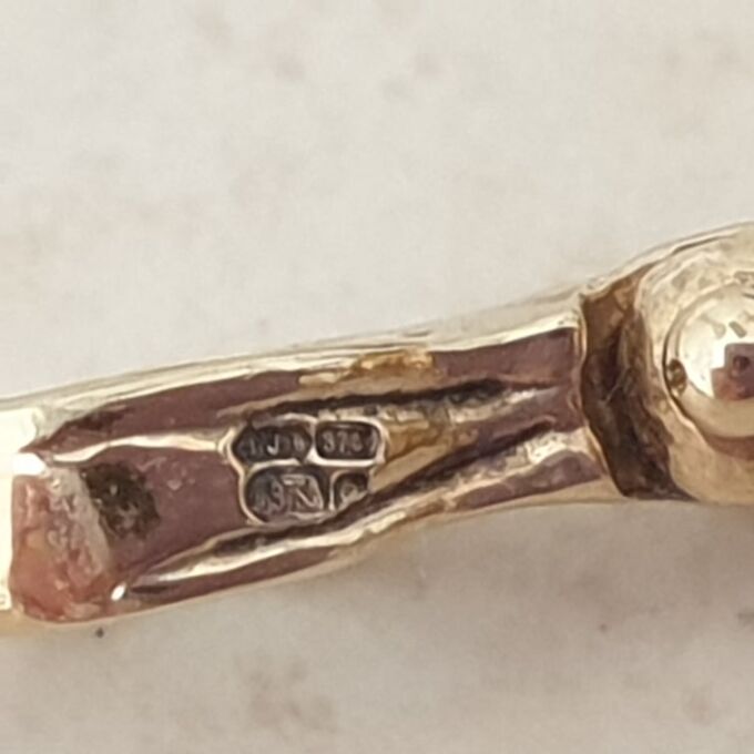 Cute Tortoise Pendant in 9ct Gold