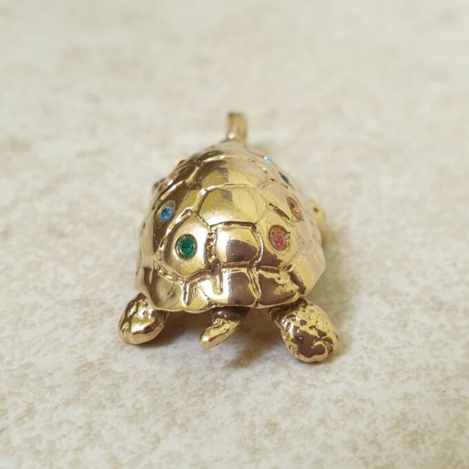 Cute Tortoise Pendant in 9ct Gold