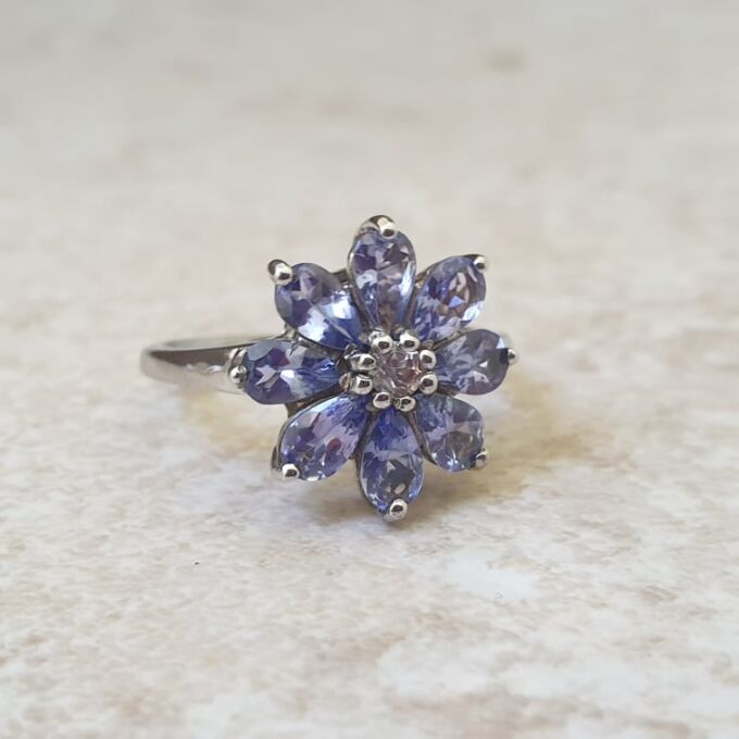 Reserved – Tanzanite Flower Cluster Ring in 9ct Gold