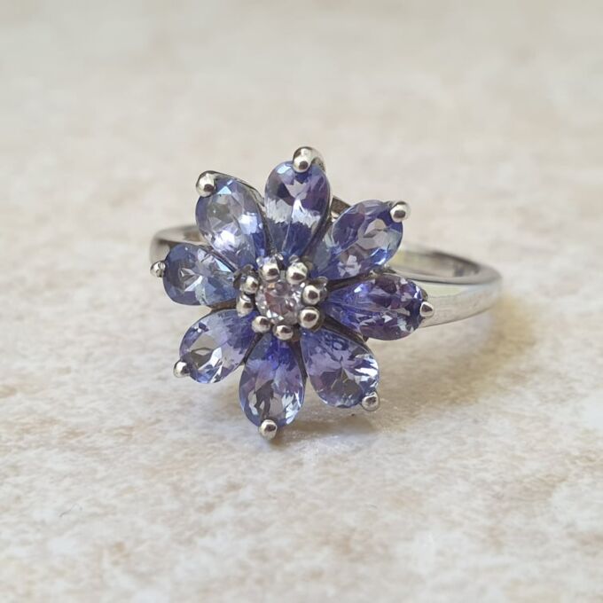 Reserved – Tanzanite Flower Cluster Ring in 9ct Gold