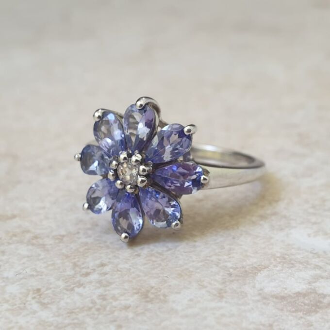 Reserved – Tanzanite Flower Cluster Ring in 9ct Gold