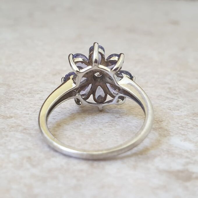 Reserved – Tanzanite Flower Cluster Ring in 9ct Gold