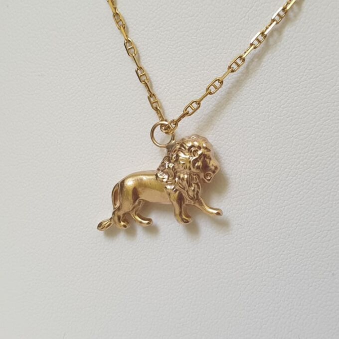 Lion Pendant in 9ct Gold - Gems Afire - Vintage Jewellery UK