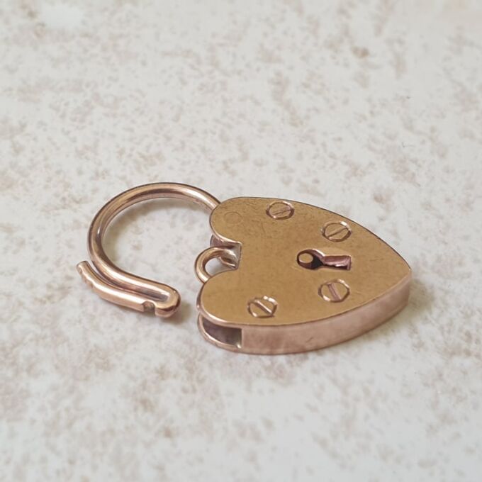 Heart Padlock in 9ct Rose Gold