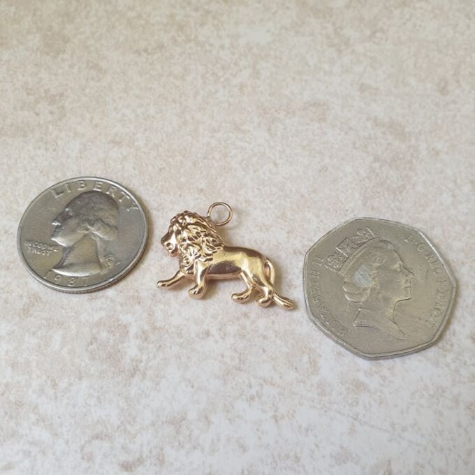 Lion Pendant in 9ct Gold