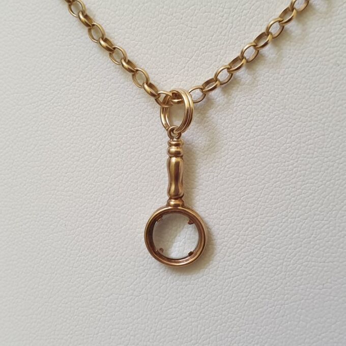 Mini Magnifying Glass Charm Pendant in 9ct Gold