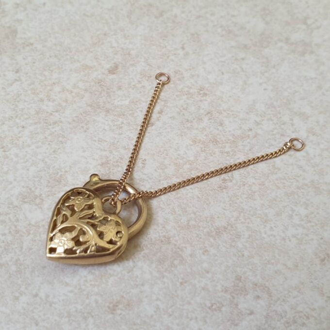 Flower Design Heart Padlock in 9ct Gold