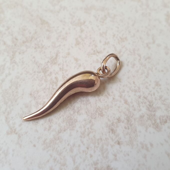 Cornicello Horn charm pendant in 9ct Gold