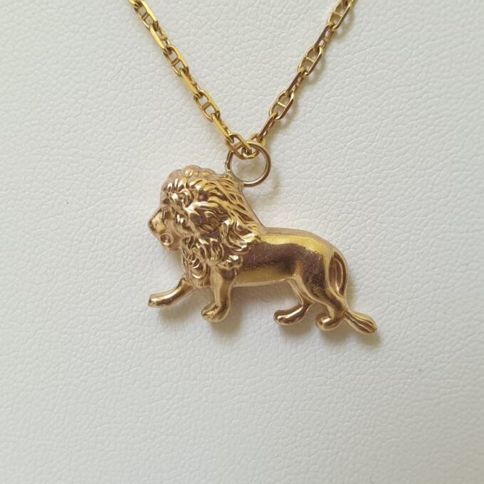 Lion Pendant in 9ct Gold