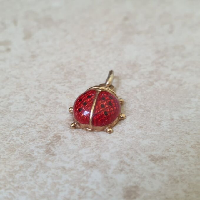 Ladybird Charm Pendant in 9ct Gold