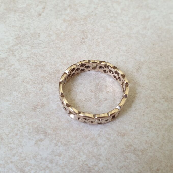 Celtic Knot Band Ring in 9ct Gold
