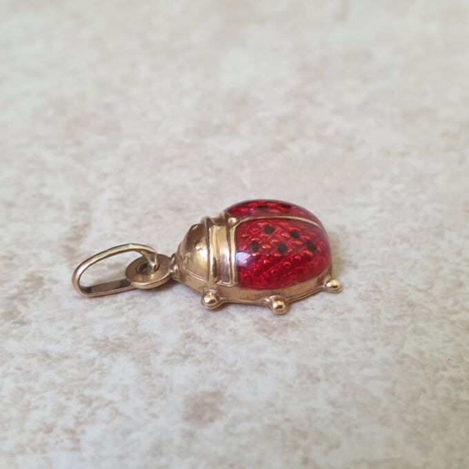 Ladybird Charm Pendant in 9ct Gold