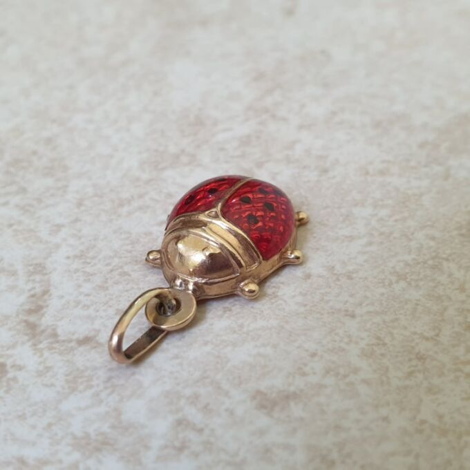 Ladybird Charm Pendant in 9ct Gold