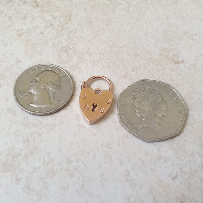 Heart Padlock in 9ct Rose Gold