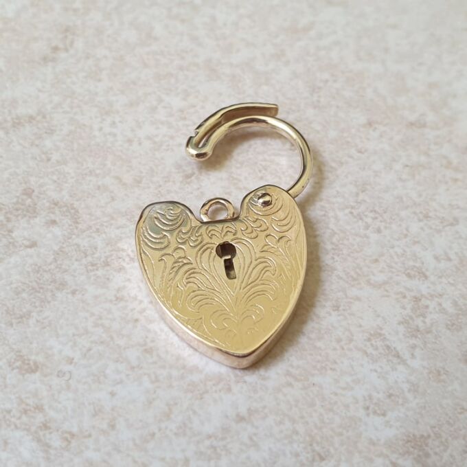 Engraved Padlock in 9ct Gold