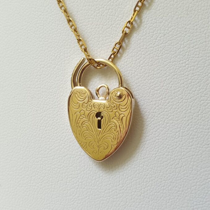 Engraved Padlock in 9ct Gold