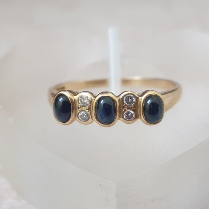 Cabochon Sapphire and Diamond Ring in 18ct Gold