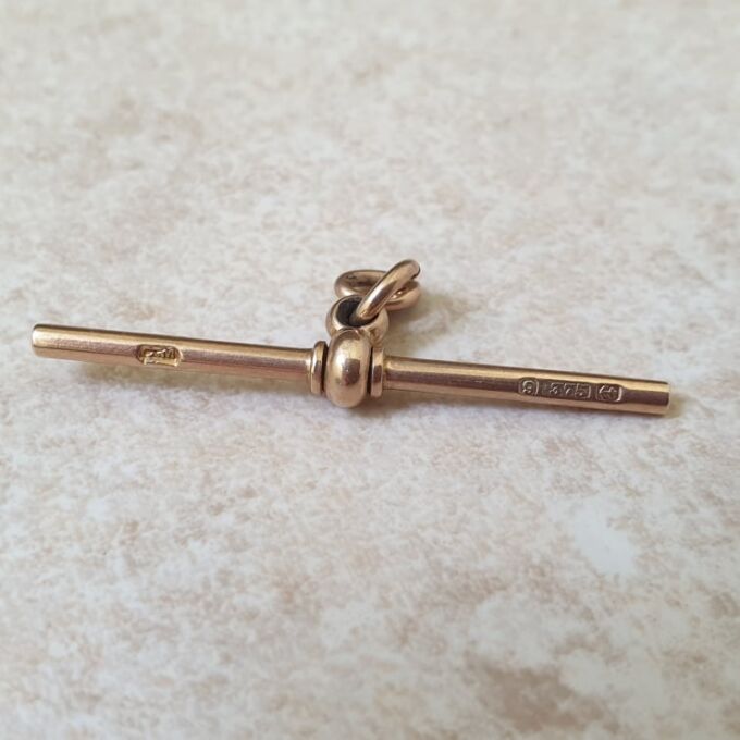 Old Plain Albert or T Bar in 9ct Gold