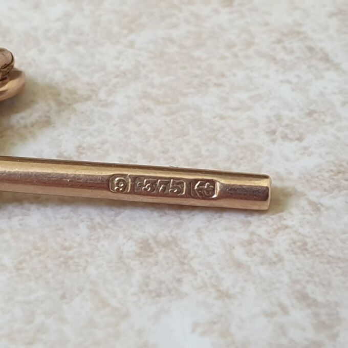 Old Plain Albert or T Bar in 9ct Gold