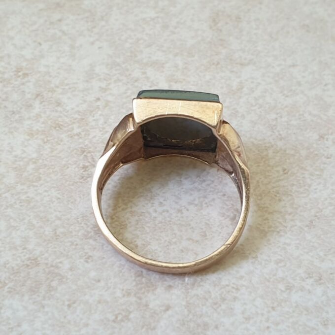 Hematite Centurion Statement Ring in 9ct Gold
