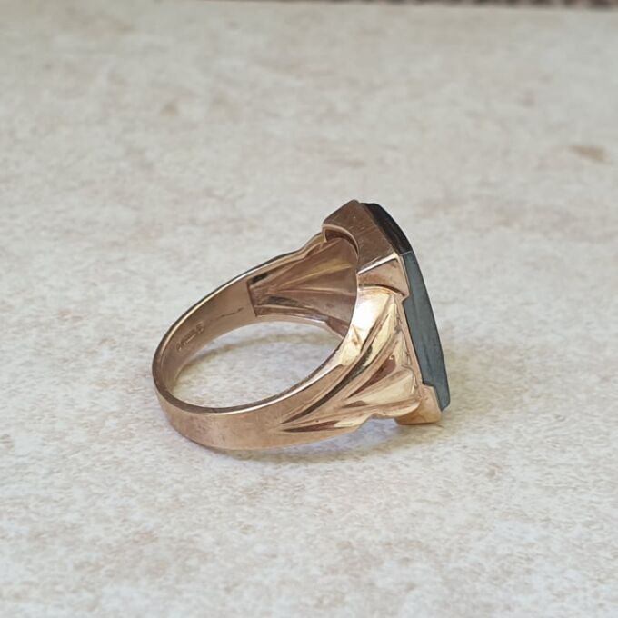 Hematite Centurion Statement Ring in 9ct Gold