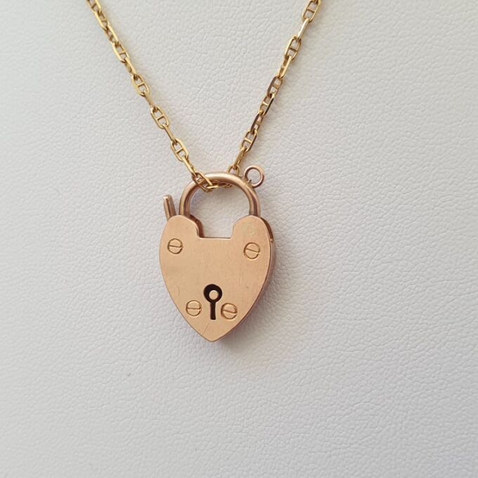 Plain Heart Padlock in 9ct Rose Gold