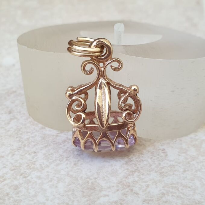 Amethyst Fob Pendant in 9ct Gold