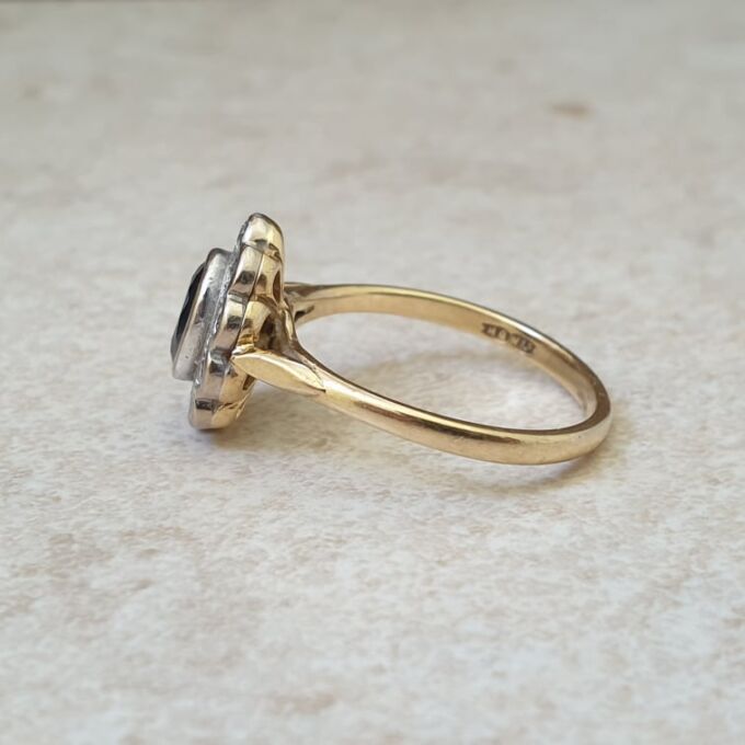 Sapphire and Diamond Cluster ring in 18ct Gold