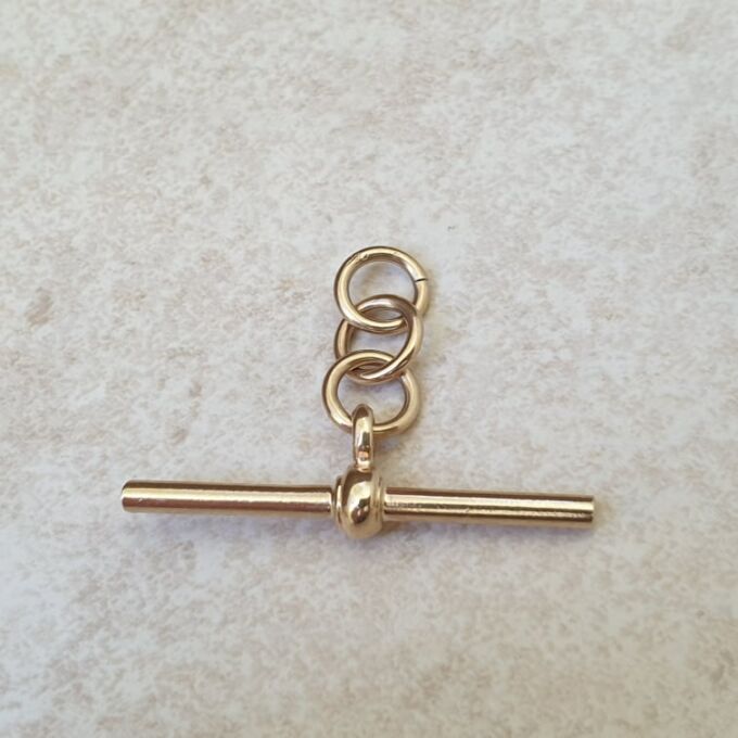Plain Albert or T Bar Pendant in 9ct Gold
