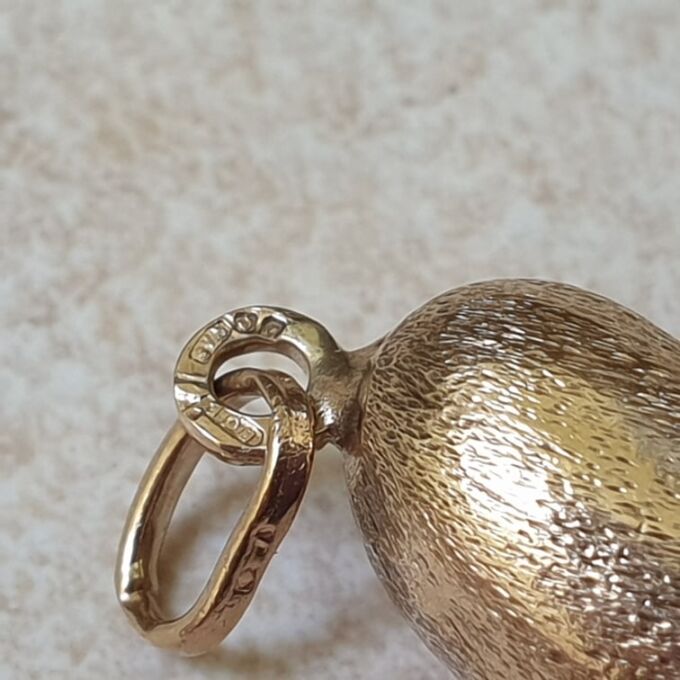 Large Cornicello Horn Pendant in 9ct Gold