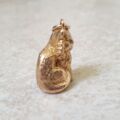 Sitting Cat Pendant in 9ct Gold