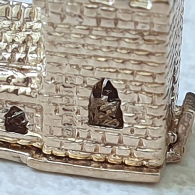 Opening Church Bride and Groom Charm Pendant in 9ct Gold